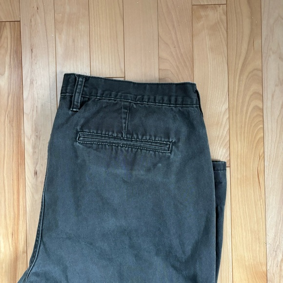 Gap men’s Slim Khaki - Picture 4 of 4